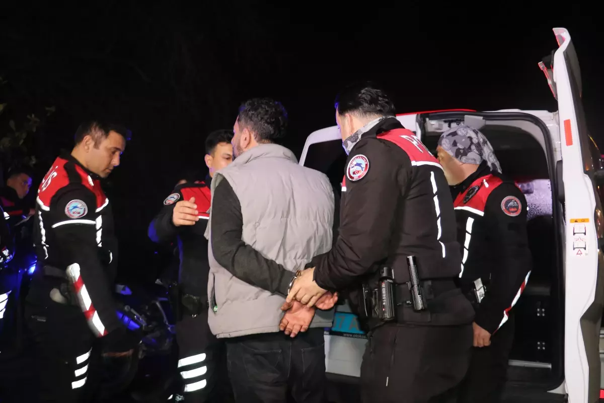 Поссорился с девушкой, поджег два автомобиля