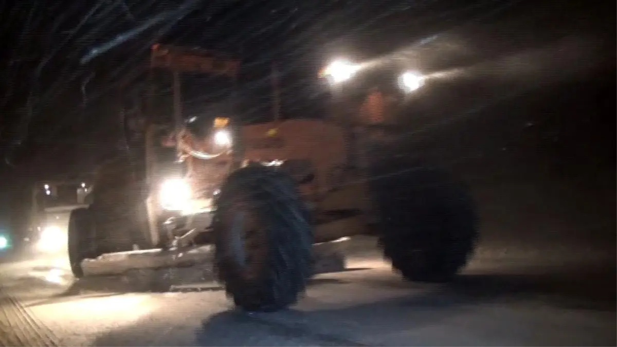 Снегопад и буря в Анталье